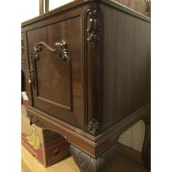 Dressoir , wastafel antiek, kaptafel