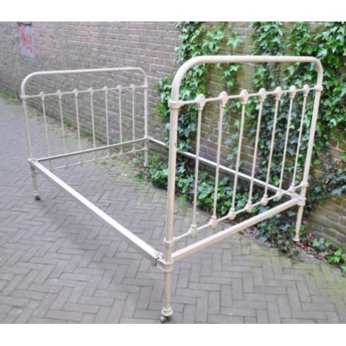 brocante IJzeren bad Frans