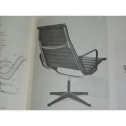 Boek over Jaren 60 stoelen (ir. harmen de jong)