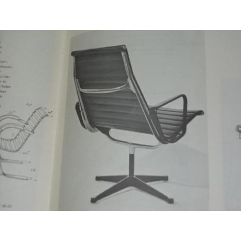Boek over Jaren 60 stoelen (ir. harmen de jong)