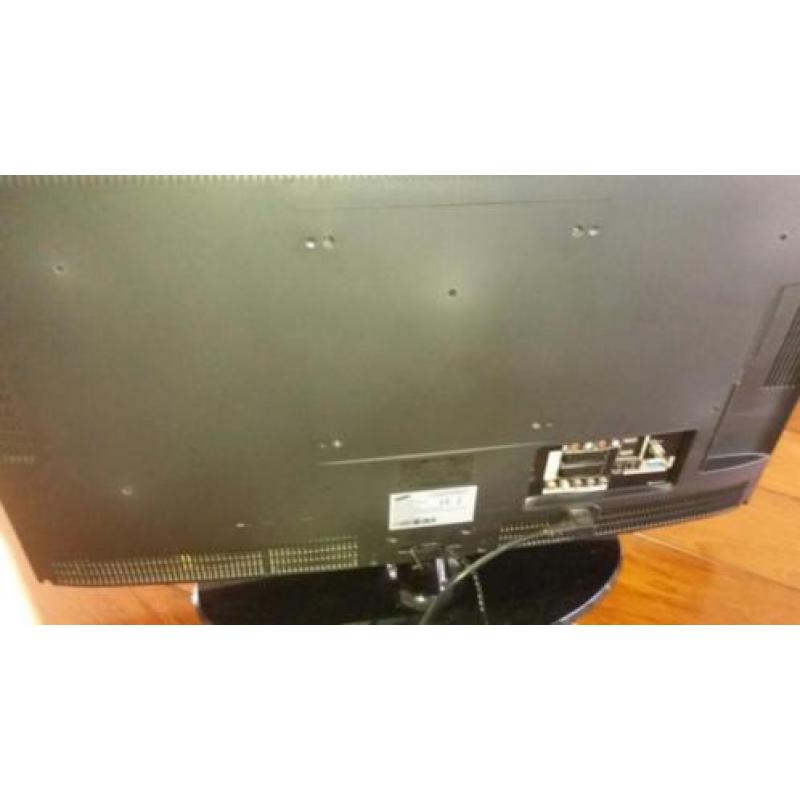 Samsung LCD tv met afstandsbediening