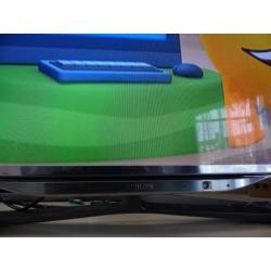 Philips Smart tv 42 inch met camera met amberlicht