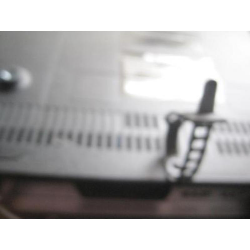 D-Vision LED tv