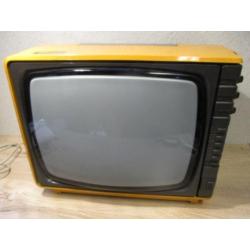 Vintage retro licht oranje televisie