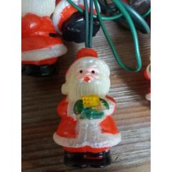 Leuke oude kerstverlichting kerstmannetjes
