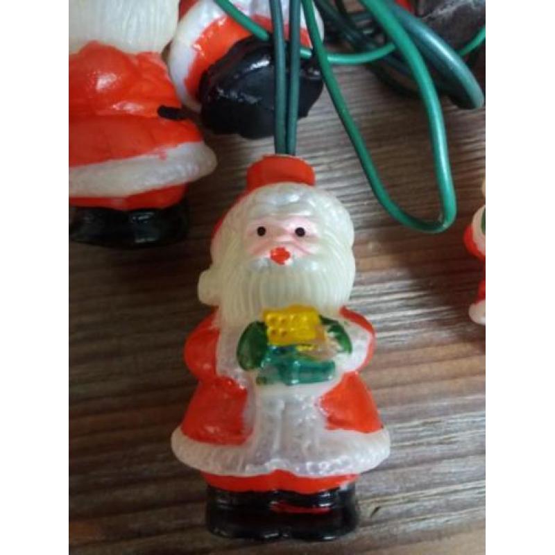 Leuke oude kerstverlichting kerstmannetjes