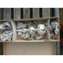 Antieke oude zilveren kerstboom piek met belletjes vintage