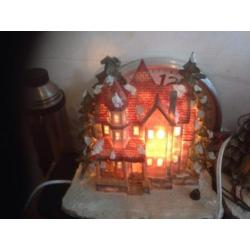 Vijfdelig kerstdorp met verlichting in het groot