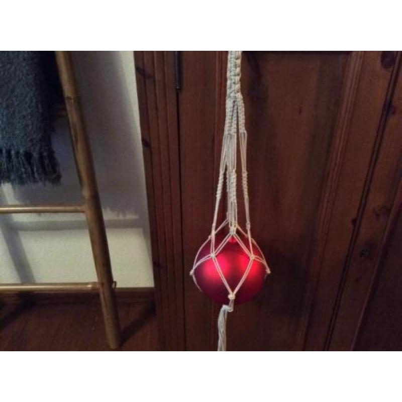 Kerstbal in een hanger