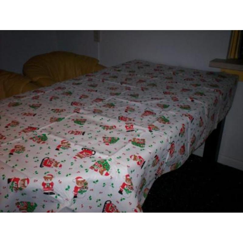 Grote Kerst Tafel Kleed Geplastificeerd Met Gratis Extras.