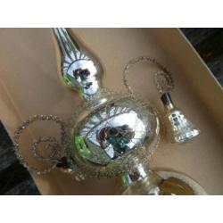 Antieke oude zilveren kerstboom piek met belletjes vintage