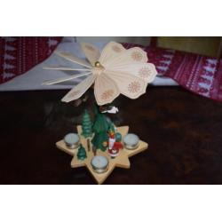 kerst pyramide origineel uit het ertsgebergte van duitsland
