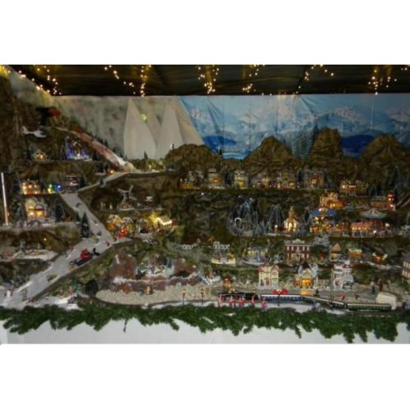 Compleet Groot Kerstdorp ca 4.2 mtr breed