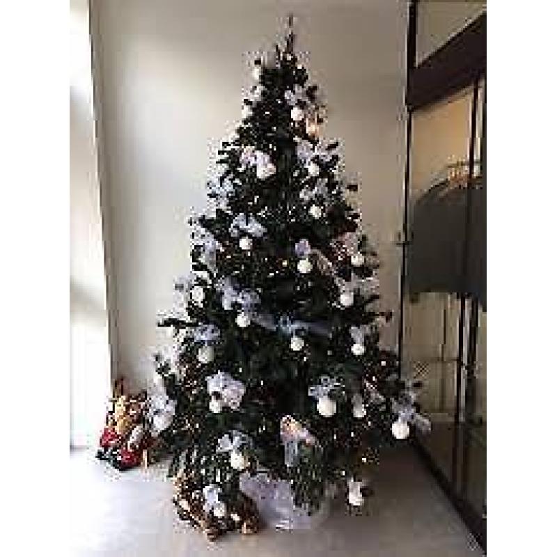PRACHTIGE KUNSTKERSTBOOM met Standaard