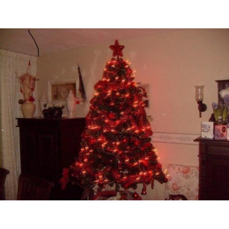 PRACHTIGE KUNSTKERSTBOOM met Standaard