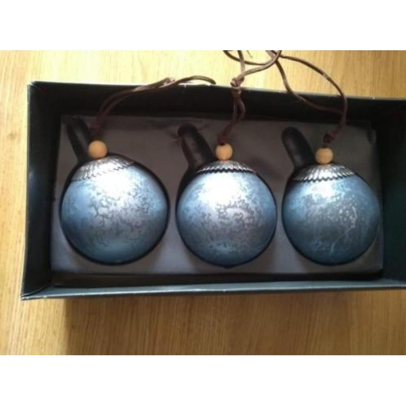 Kerstdecoratie kerstballen blauw wit
