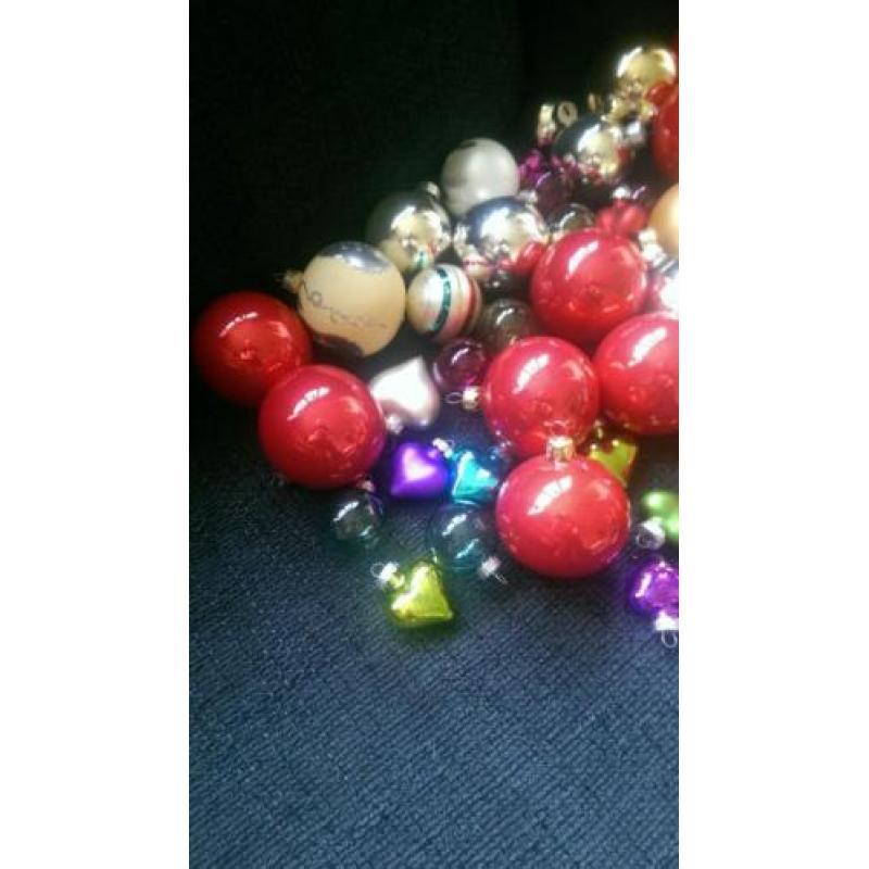 Kerstballen met piek.