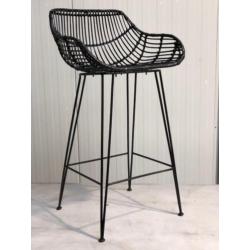 Rotan barkrukken met arm wood. naturel, zwart of groen