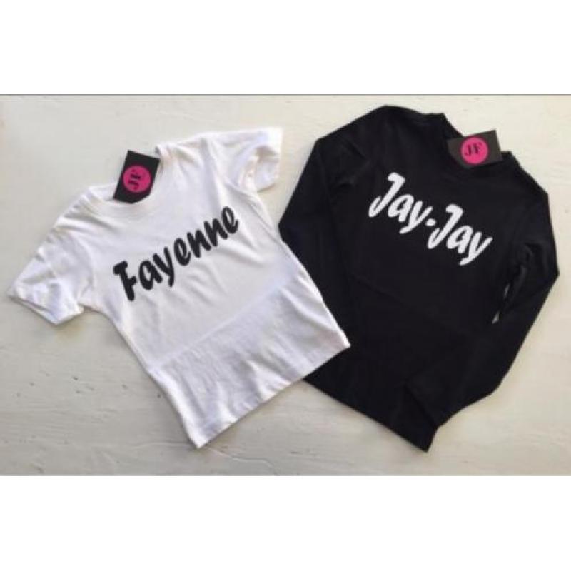 Leuke shirts met je eigen naam in maat 50, nieuw!!