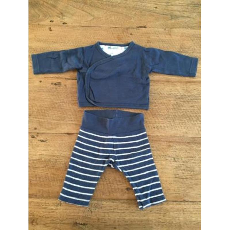Hema setje: donkerblauw overslag vest/trui en broek, maat 50