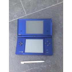 Nintendo ds inclusief spelletjes, oplader en hoes
