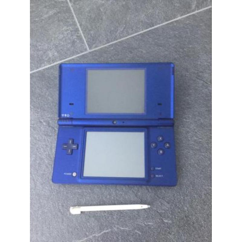 Nintendo ds inclusief spelletjes, oplader en hoes