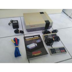 Nintendo NES + toebehoren