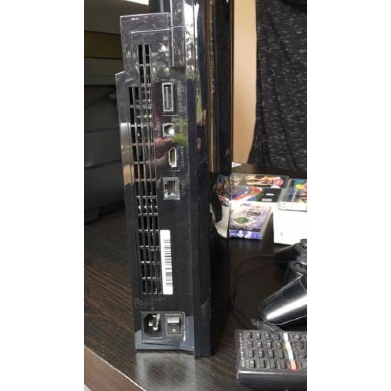 Playstation 3 - 160GB - model CECHL04