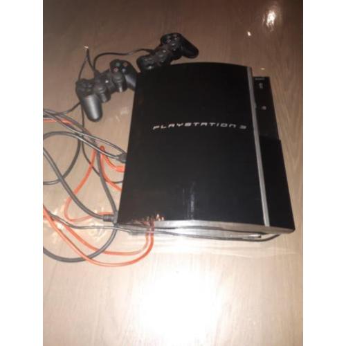 Playstation 3 + 2 controllers te koop