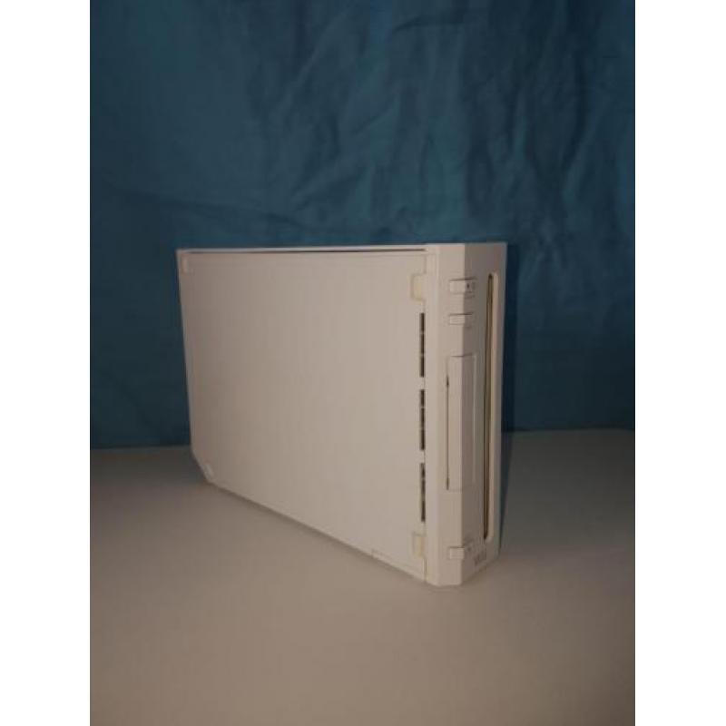 Wii, controlers, kabels, spellen en meer!!!