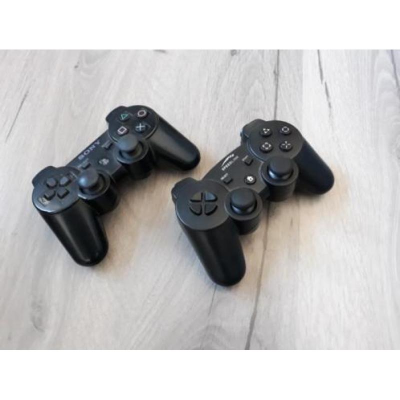 PlayStation 3 met controles en spellen