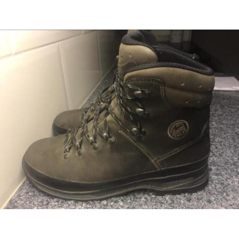 Lowa Ranger III GTX , maat 10 / 44.5 , bruin , ZGAN