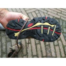 Wandelschoen maat 27