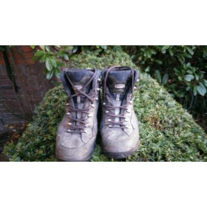 Lowa Bergschoenen, maat 44 1/2
