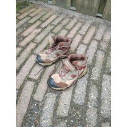 Wandelschoen maat 27