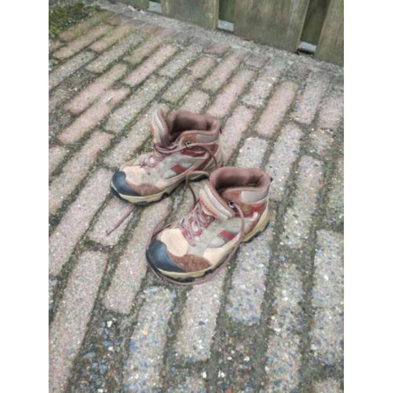 Wandelschoen maat 27
