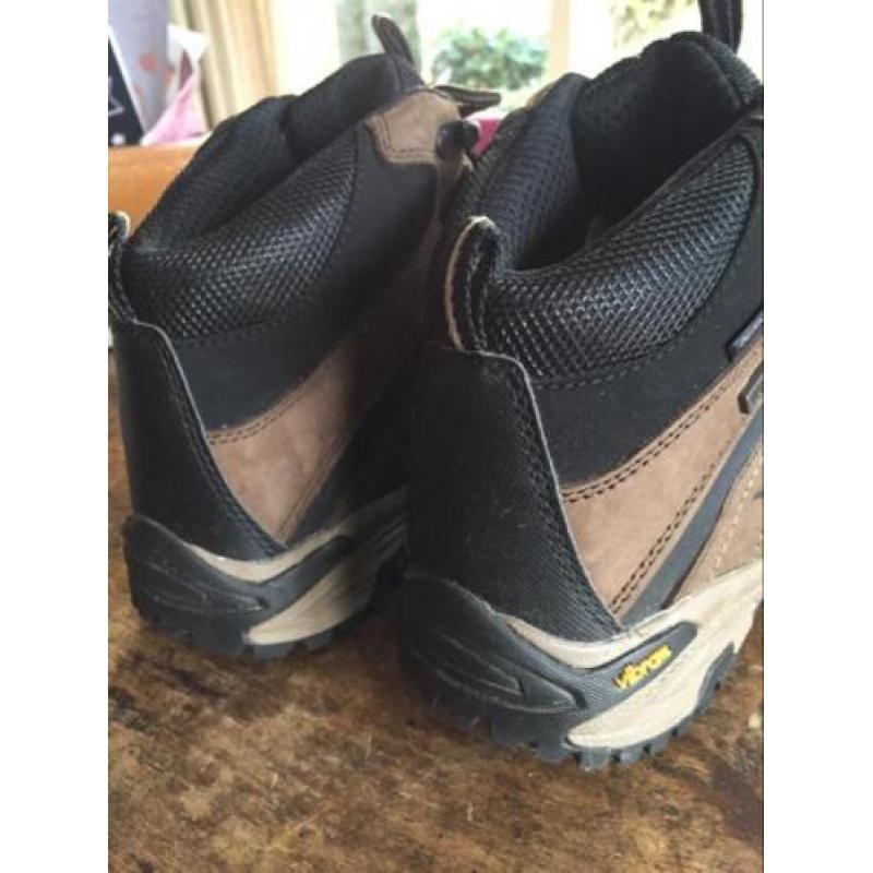 Leren outdoor Heren Wandelschoenen van Human Nature. Mt 42