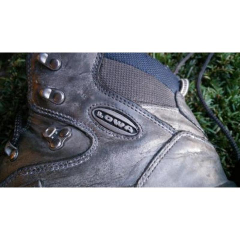 Lowa Bergschoenen, maat 44 1/2