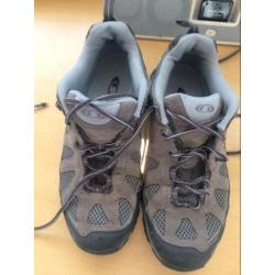 Salomon wandelschoenen Maat 40