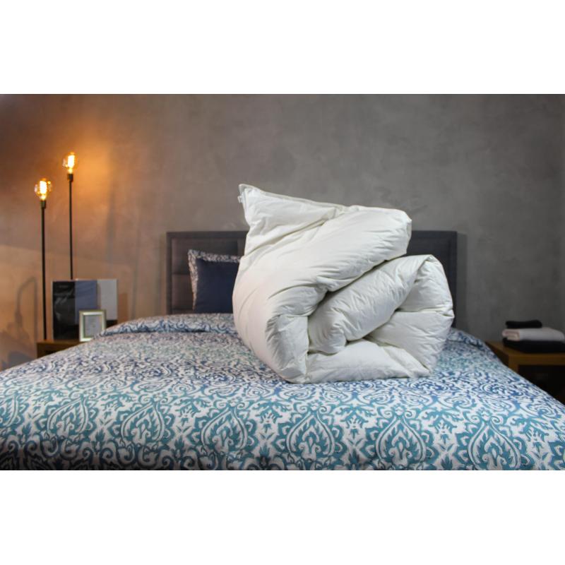 Nuvaro Gold 4-Seizoenen Ganzendons dekbed - 100% eerlijke dons, Handgemaakt in NL - BESTE DEKBED 2023 ! 240 x 220 cm - Lits-jumeaux